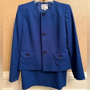 Le Suit Blue Blazer and Skirt